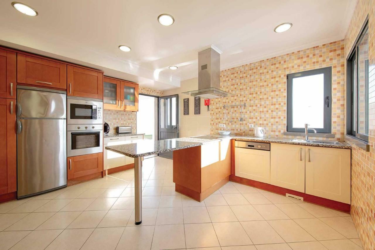 Ruana - 5 Bedrooms On Suite- Free Out Door Hot Jacuzzi - By Bedzy Albufeira